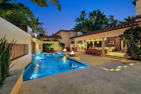 House in Fort Lauderdale, Florida 5 bedrooms, 712.19 sq.m. № 2185158 - photo 21