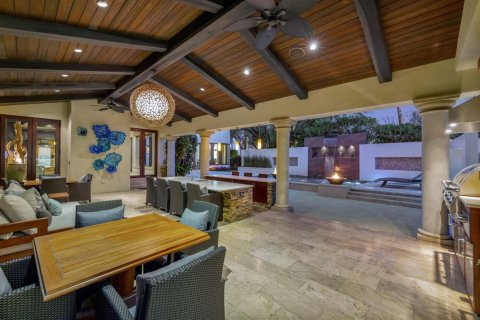 House in Fort Lauderdale, Florida 5 bedrooms, 712.19 sq.m. № 2185158 - photo 11