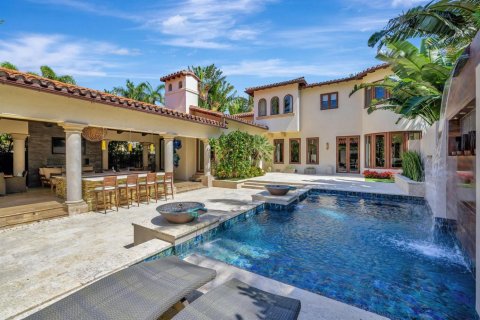 House in Fort Lauderdale, Florida 5 bedrooms, 712.19 sq.m. № 2185158 - photo 5