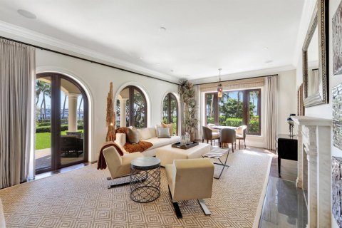 House in Fort Lauderdale, Florida 5 bedrooms, 712.19 sq.m. № 2185158 - photo 27