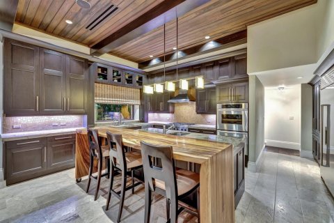 House in Fort Lauderdale, Florida 5 bedrooms, 712.19 sq.m. № 2185158 - photo 7