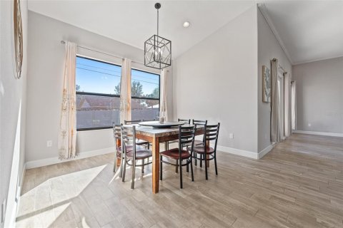 Купить виллу или дом в Оберндейл, Флорида 3 комнаты, 274.43м2, № 1537149 - фото 19