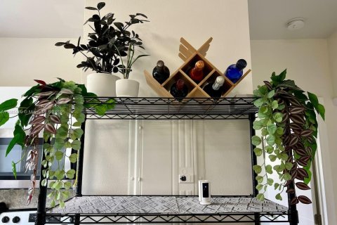 Снять в аренду коммерческую недвижимость в Майами, Флорида № 1933958 - фото 22