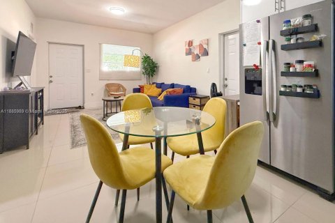 Снять в аренду коммерческую недвижимость в Майами, Флорида № 1933958 - фото 6