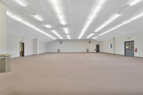 Immobilier commercial à vendre à Sorrento, Floride: 462.1 m2 № 2126154 - photo 5