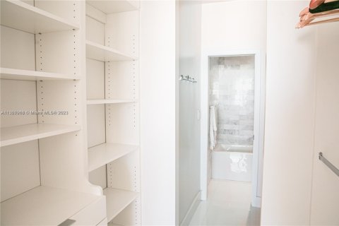 Copropriété à louer à Miami Beach, Floride: 1 chambre, 78.5 m2 № 2088665 - photo 7