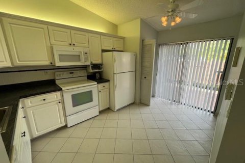 House in Palm Harbor, Florida 2 bedrooms, 125.42 sq.m. № 1542829 - photo 8