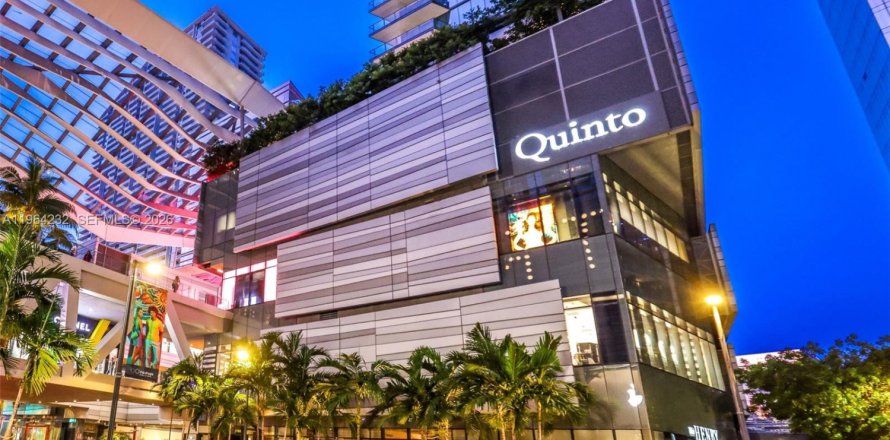 Condominio en Miami, Florida, 3 dormitorios  № 2025902