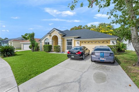 Villa ou maison à vendre à Orlando, Floride: 3 chambres, 176.05 m2 № 2427420 - photo 3