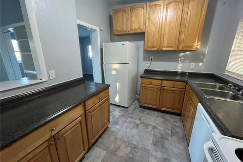 Villa ou maison à louer à Bartow, Floride: 3 chambres, 136.94 m2 № 2420331 - photo 5