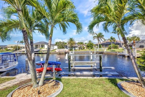 Casa en venta en Punta Gorda, Florida, 3 dormitorios, 196.21 m2 № 2349798 - foto 6