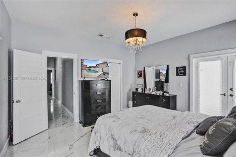 House in Miami Lakes, Florida 3 bedrooms, 139.45 sq.m. № 2406048 - photo 26