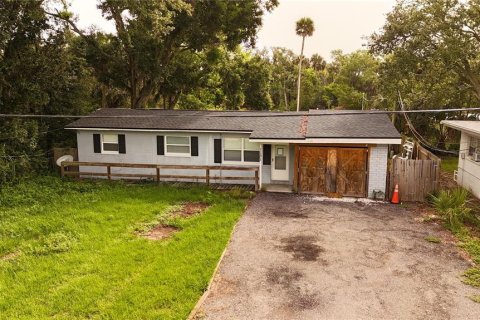 House in Daytona Beach, Florida 3 bedrooms, 104.05 sq.m. № 1791707 - photo 1