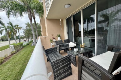 Condominio en venta en Hollywood, Florida, 2 dormitorios, 89.19 m2 № 1983900 - foto 14