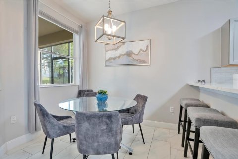 Villa ou maison à louer à Haines City, Floride: 4 chambres, 200.39 m2 № 2105140 - photo 9