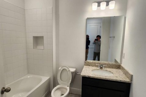 Villa ou maison à louer à Orlando, Floride: 5 chambres, 390.47 m2 № 2147426 - photo 15