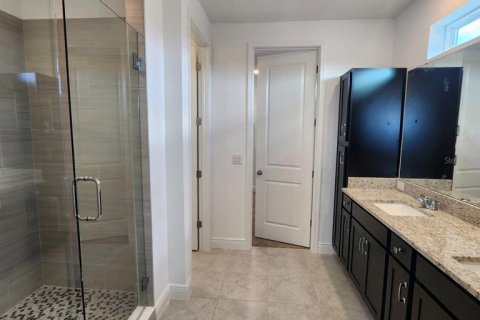 Villa ou maison à louer à Orlando, Floride: 5 chambres, 390.47 m2 № 2147426 - photo 9