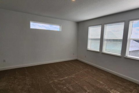 Villa ou maison à louer à Orlando, Floride: 5 chambres, 390.47 m2 № 2147426 - photo 10
