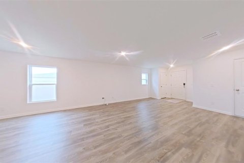 Villa ou maison à louer à Haines City, Floride: 3 chambres, 147.16 m2 № 2414889 - photo 3