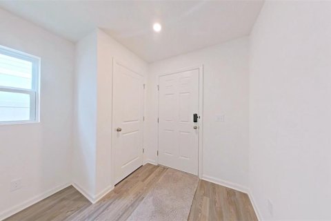 Villa ou maison à louer à Haines City, Floride: 3 chambres, 147.16 m2 № 2414889 - photo 2