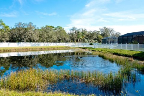 House in Bradenton, Florida 4 bedrooms, 239.69 sq.m. № 564348 - photo 8