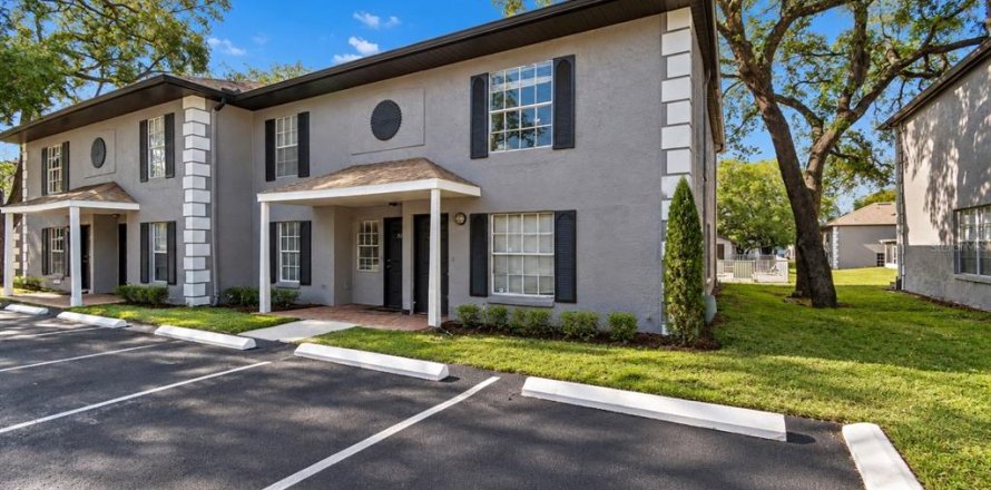 Touwnhouse à Tampa, Floride 3 chambres, 127.09 m2 № 2431191