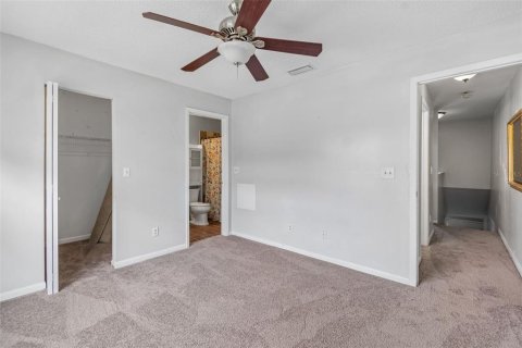 Touwnhouse à louer à Tampa, Floride: 3 chambres, 127.09 m2 № 2431191 - photo 12