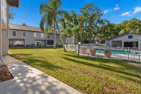 Touwnhouse à louer à Tampa, Floride: 3 chambres, 127.09 m2 № 2431191 - photo 17