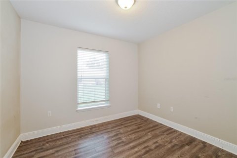 House in Sanford, Florida 3 bedrooms, 112.78 sq.m. № 1910182 - photo 10