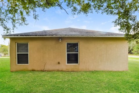 House in Sanford, Florida 3 bedrooms, 112.78 sq.m. № 1910182 - photo 15