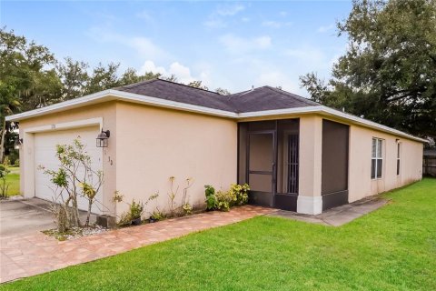 House in Sanford, Florida 3 bedrooms, 112.78 sq.m. № 1910182 - photo 2