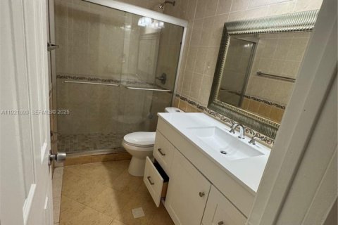 Villa ou maison à louer à Hollywood, Floride: 3 chambres, 170.94 m2 № 1976871 - photo 12