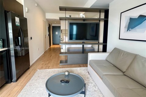 Condominio en venta en Miami, Florida, 1 dormitorio, 41.16 m2 № 1927198 - foto 17