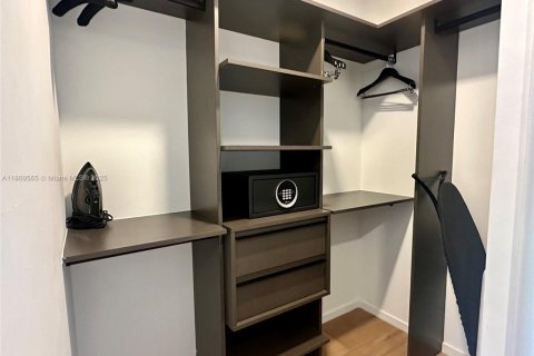 Condominio en venta en Miami, Florida, 1 dormitorio, 41.16 m2 № 1927198 - foto 23