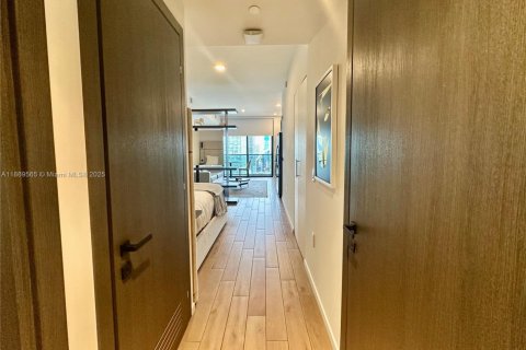 Condominio en venta en Miami, Florida, 1 dormitorio, 41.16 m2 № 1927198 - foto 3