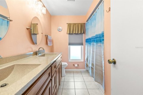 Casa en venta en Spring Hill, Florida, 3 dormitorios, 166.57 m2 № 1825293 - foto 18