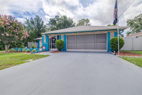 Casa en venta en Spring Hill, Florida, 3 dormitorios, 166.57 m2 № 1825293 - foto 3