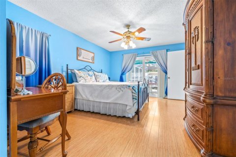 Casa en venta en Spring Hill, Florida, 3 dormitorios, 166.57 m2 № 1825293 - foto 15