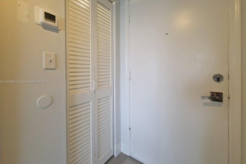 Copropriété à vendre à Hallandale Beach, Floride: 1 chambre, 62.43 m2 № 1937376 - photo 7