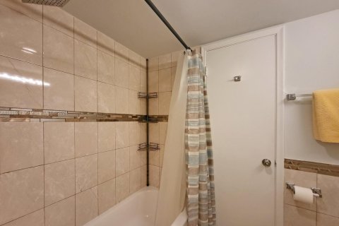 Copropriété à vendre à Hallandale Beach, Floride: 1 chambre, 62.43 m2 № 1937376 - photo 18