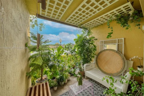 Copropriété à louer à Cutler Bay, Floride: 3 chambres, 105.26 m2 № 1999368 - photo 17