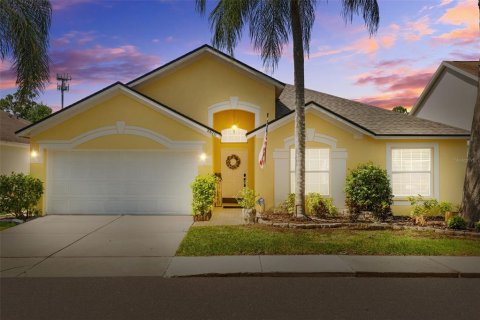 Casa en venta en Tampa, Florida, 4 dormitorios, 154.4 m2 № 1741209 - foto 1