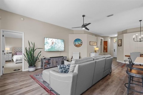 Casa en venta en Tampa, Florida, 4 dormitorios, 154.4 m2 № 1741209 - foto 8