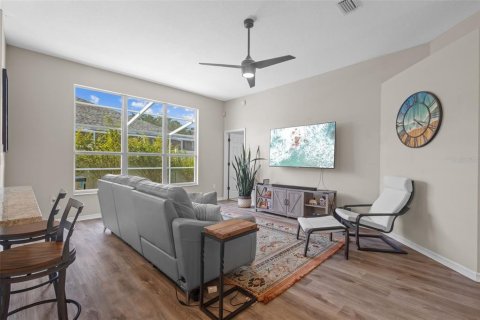 Casa en venta en Tampa, Florida, 4 dormitorios, 154.4 m2 № 1741209 - foto 9
