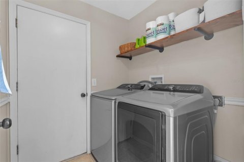 Casa en venta en Tampa, Florida, 4 dormitorios, 154.4 m2 № 1741209 - foto 30