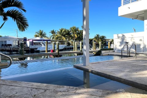 Copropriété à louer à Miami Beach, Floride: 2 chambres, 89.19 m2 № 1970382 - photo 17