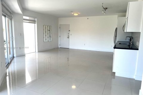 Copropriété à louer à Miami Beach, Floride: 2 chambres, 89.19 m2 № 1970382 - photo 3