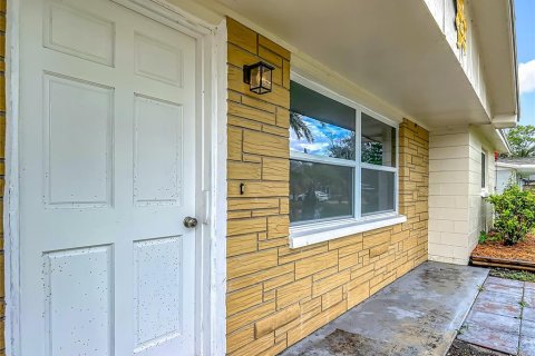 Casa en venta en New Port Richey, Florida, 2 dormitorios, 87.33 m2 № 1824346 - foto 4