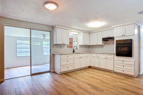 Casa en venta en New Port Richey, Florida, 2 dormitorios, 87.33 m2 № 1824346 - foto 9