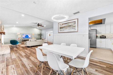 Casa en venta en Largo, Florida, 2 dormitorios, 149.94 m2 № 1869449 - foto 11